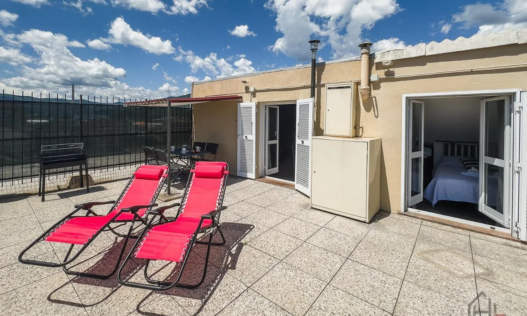 Sea View Penthouse - Free Park - Wifi Apartment Savona